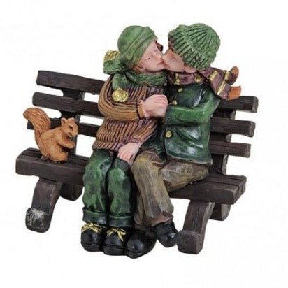 Liebespaar auf Bank - Miniatur Figuren für Wichtelhaus & Wichteltür